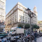 Urbe10 Atarazanas Premium Loft 4
