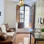 Lyrioshomes Malaga La Merced Centro
