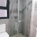 Spacious Studio In Center With Free Parking