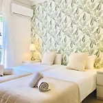 Great apartment in main avenue of Malaga center