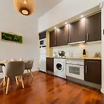 Holidays2Malaga Calderon Loft Wifi Fibra