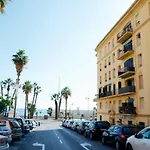 Kawaii Beachfront Malagueta Apartment