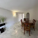 Fantastico Apartamento En La Costa Del Golf