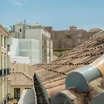 C34 - One Bedroom apartment next to Alcazaba