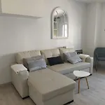 Acogedor Y Moderno Estudio En Capuchinos