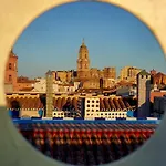 Marinac3 Precioso apartamento con patio en el centro histórico de Málaga
