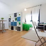 Romántico Estudio con Piscina