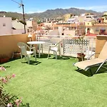 Zimmer Fuer Singles In Einem Typischen Andalusischen Stadthaus Mit Sonnenterrasse