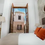 Feelathome Mártires Apartments
