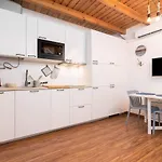 Suite Homes Anna Valentin