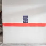 Elegant Apartment With Community Pool & Parking - Center
