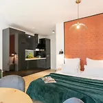 Soek Muelle Uno Holidays Homes