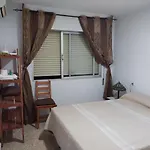 Habitacion Doble En Apartamento Compartido Dream In Malaga, Junto A Vialia Y Playa
