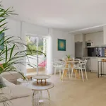 Spacious & Quiet Apartment By Hellomalaga - Azahar