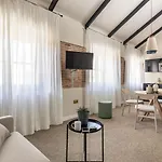 Apartamentos Libere Malaga Teatro Romano (Adults Only)