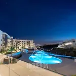 Higueronrentals Mikero