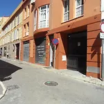 Center Location & Parking Free Apartment With Largeterrace & Bbq