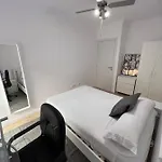 Cozy Appartment In Malaga City Centre