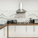 Central And Spacious Apartment With Parking On-Site