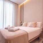 Magnificent Renovated 2Bd 2Bth Duplex With Terrace - City Centre