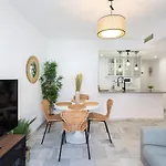 Holidays2Malaga Olletas 2 Bedrooms & 2 Bathrooms With Patio