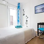 Entire 3 Room Flat In City Center - Canast