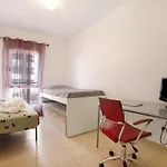 Malaga Campus Apartment Parking Included