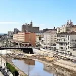 En Pleno Centro, Super Coqueto Y Perfecto Para 2,