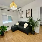 Piso Picasso, Modern Apartment In The Heart Of Malaga City