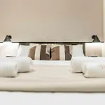 Elegant Apartment In Historic Center By Rems