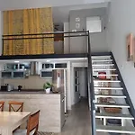 Rural Loft With Pool Views Peaceful Place Near The Center