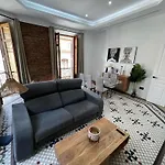 Grand Apartment Larios