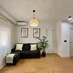 Piso Picasso, Modern Apartment In The Heart Of Malaga City