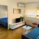 Ana\'S Apartment Parking Gratuito