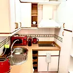 Ana\'S Apartment Parking Gratuito