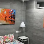 Apartamento A, A 3 Minutos De La Estacion Central De Bus Y Tren