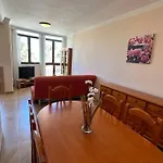 Apartamento Con Parking Privado - Av. Carlos Haya
