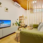 Studio Carreteria. En El Mismo Centro De Malaga