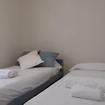 Victoria\'S Home Modern And Cosy 2 Bedroom Apartment