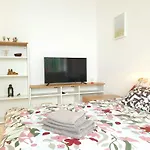 Sunny Malaga Centre Flats, 2 Options, With Balcony Or Terrace