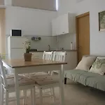 Estudio Con Acceso A Piscina