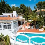 Villa Lina - Andalusian 3-Bedroom Villa With Pool & Ocean View