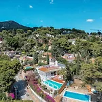 Villa Lina - Andalusian 3-Bedroom Villa With Pool & Ocean View
