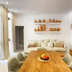 Piso Familiar Con Tres Habitaciones En La Goleta
