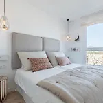 Malaga Skyline 8 Pool & Parking Free