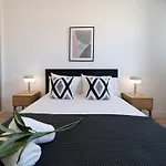 Xpce Urban 3 Malaga Skyline - Parking Free