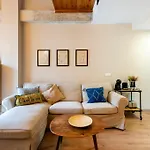 Wintowinrentals Cozy Newly Renovated Apartment In Malaga