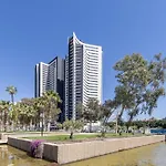 Malaga Skyline 6 Pool & Parking Free