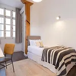 Genteel Home Larios