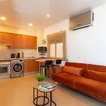 Carreteria II & Old Town By Ele Apartments